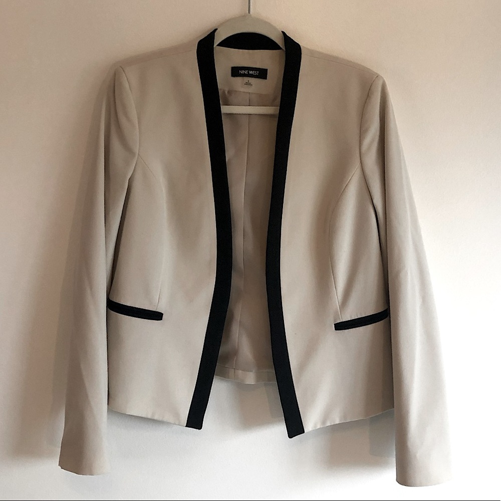 Nine West Blazer/Suit Jacket, Tan + Black (Size 8)